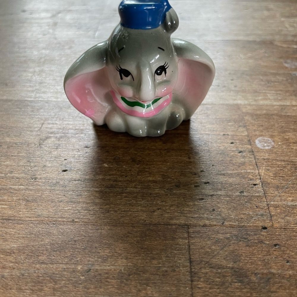 Disney Ceramic Vintage Dumbo Elephant Figurine size 2.5